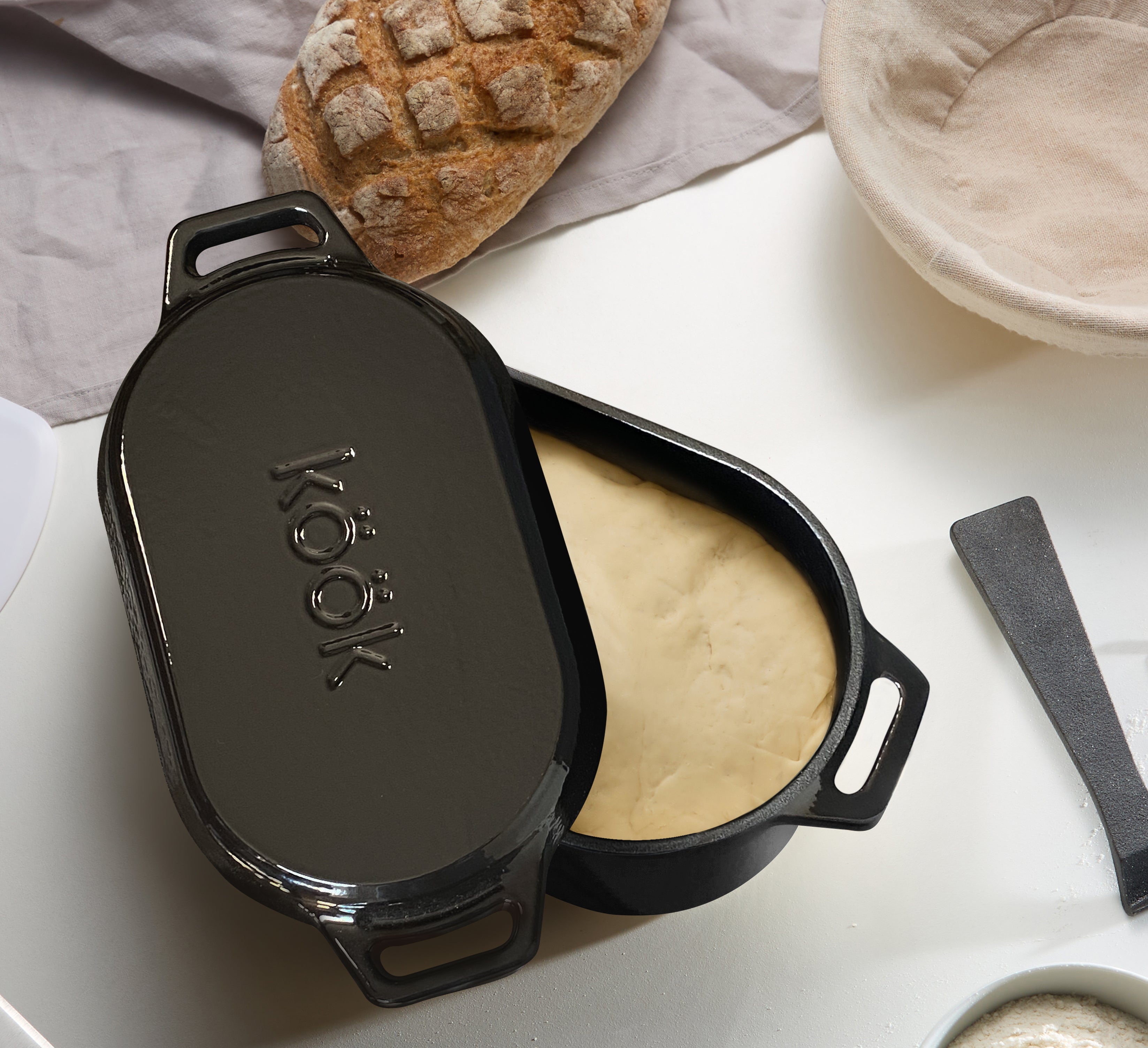 Oval Oven, 3.4 Qt