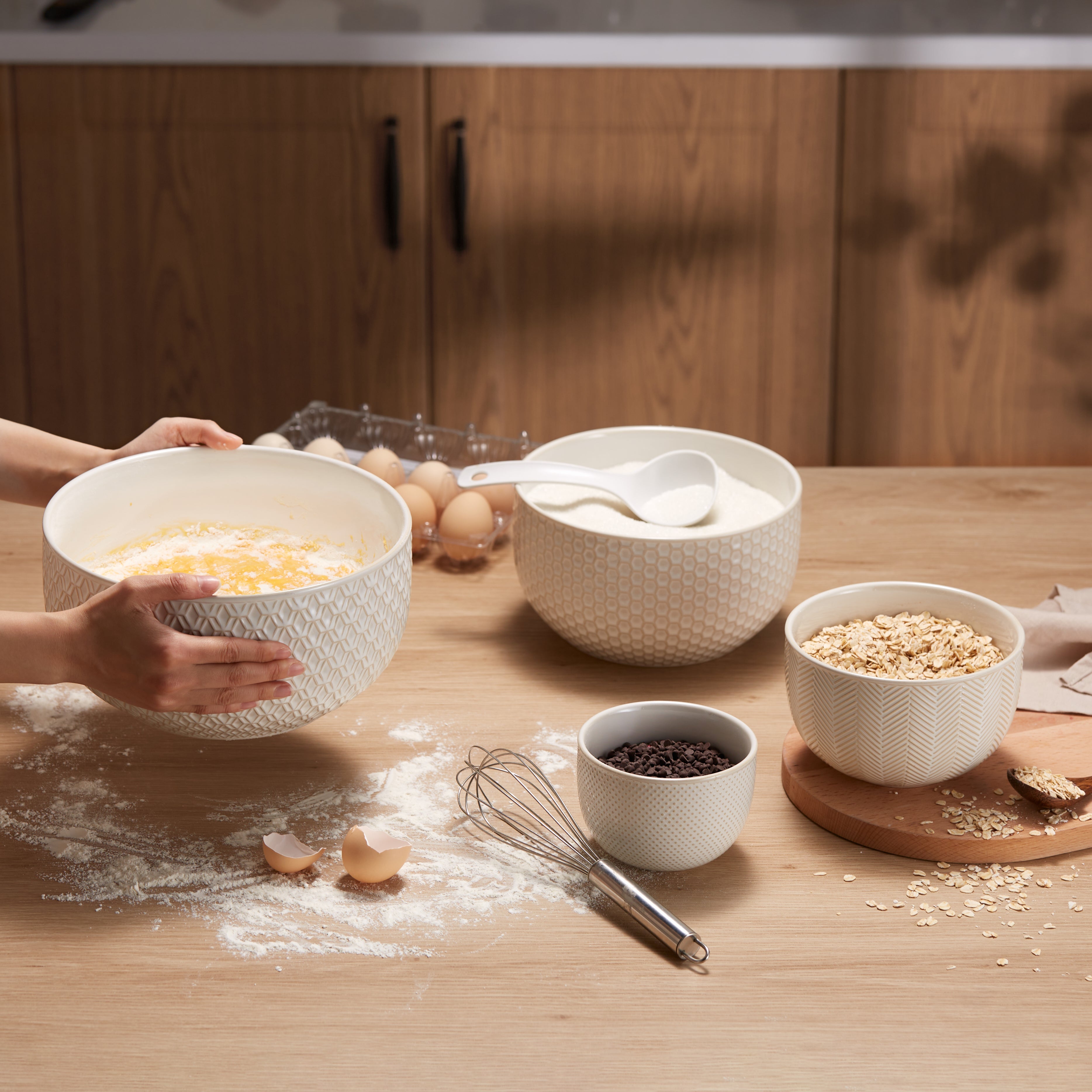 Nesting Bowls, 20/44/98/145 oz, Set of 4, Cream/Copper